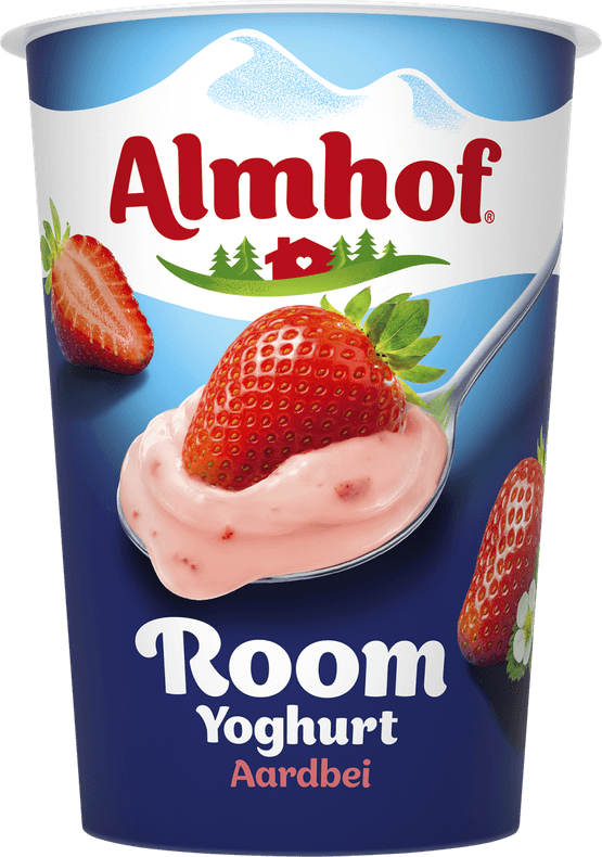 Foto van Almhof Roomyoghurt aardbei op witte achtergrond