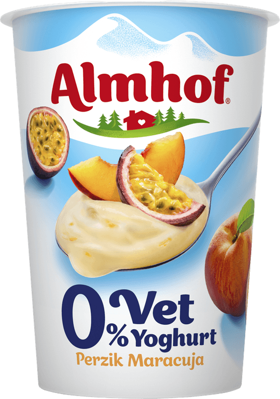 Foto van Almhof Yoghurt 0% vet perzik maracuja op witte achtergrond