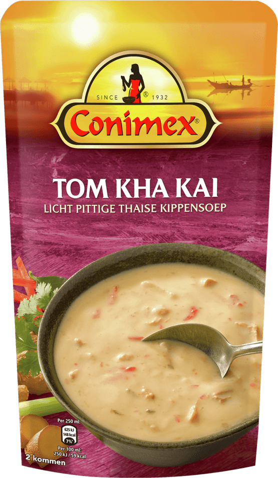 Foto van Conimex Tom kha kai soep op witte achtergrond