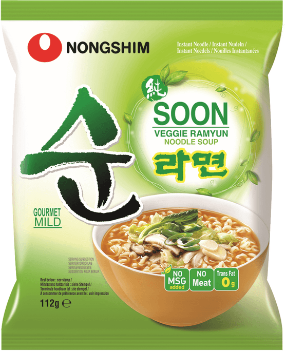 Foto van NongShim Instant noodle soup veggie op witte achtergrond