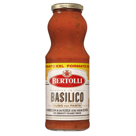 Foto van Bertolli Pastasaus basilico op witte achtergrond