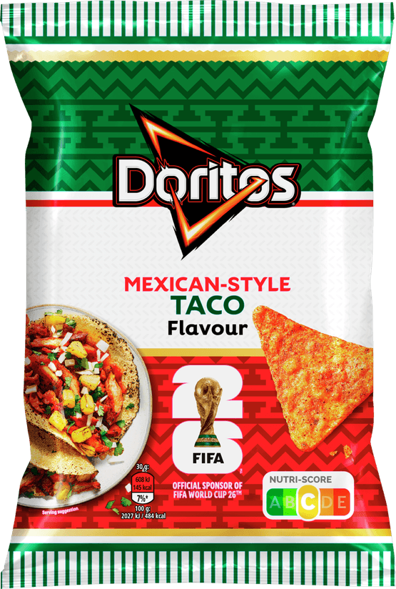 Foto van Doritos Tortilla chips mexican style taco op witte achtergrond