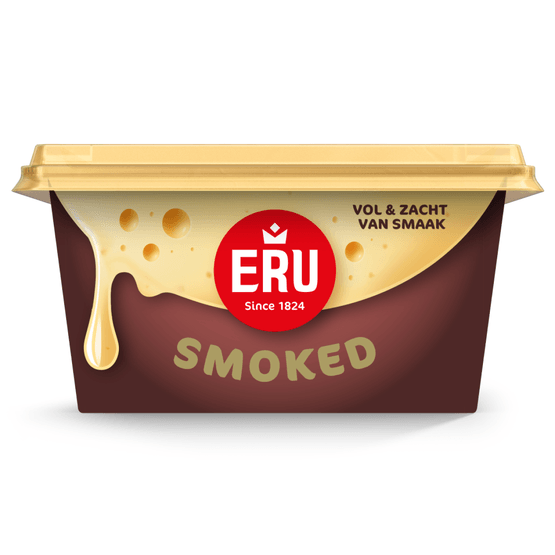 Foto van ERU Smeerkaas 45+ smoked cheese op witte achtergrond