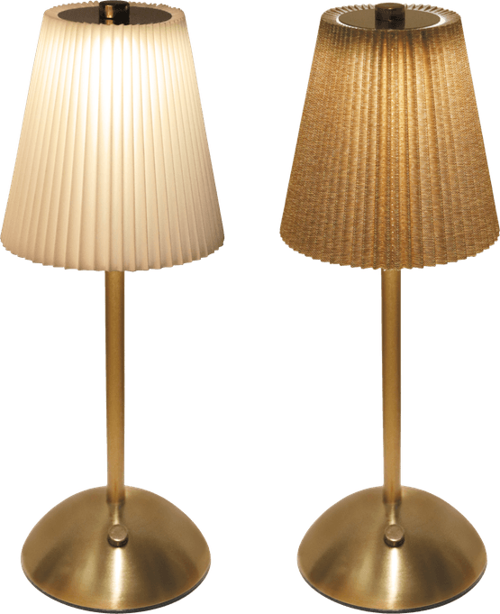 Foto van Led tafellamp lampenkap op witte achtergrond