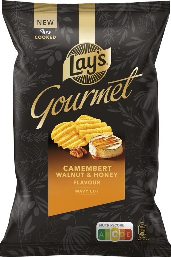 Foto van Lay's Chips gourmet camemb. honey & walnut op witte achtergrond