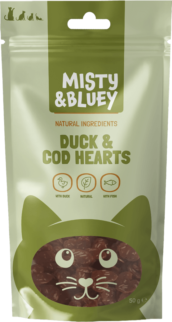 Foto van Misty & Bluey Kattensnacks duck & cod hearts op witte achtergrond