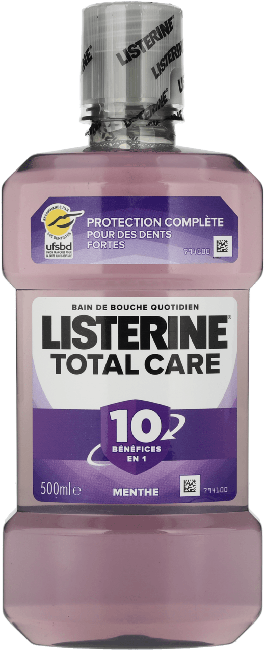 Foto van Listerine Mondwater total care op witte achtergrond