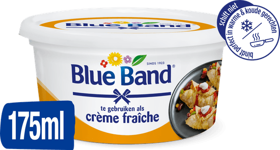 Foto van Blue Band Creme fraiche op witte achtergrond