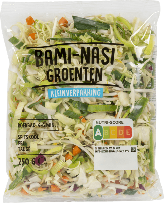 Foto van Fresh & easy Bami nasi groente op witte achtergrond