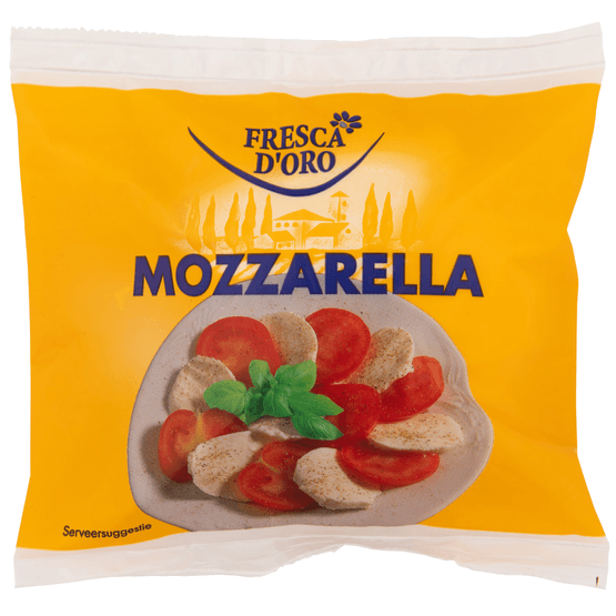 Foto van Fresca d'oro Mozzarella op witte achtergrond
