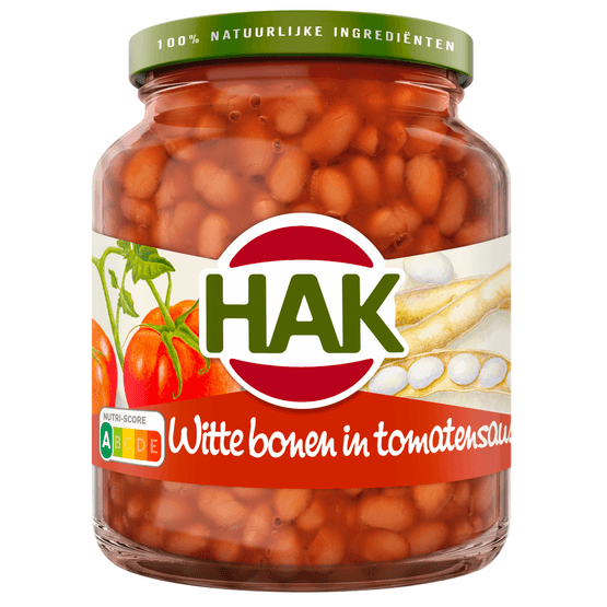 Foto van Hak Witte bonen in tomatensaus op witte achtergrond
