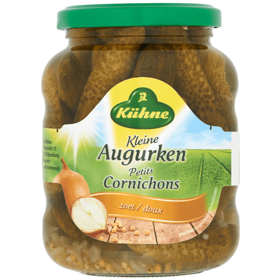 Foto van Kühne Kleine augurk zoet op witte achtergrond