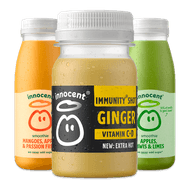 Innocent shot of smoothie Foto van Innocent shot of smoothie