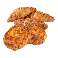 Ronde kaassuisse of ham-kaas croissant Foto van Ronde kaassuisse of ham-kaas croissant