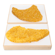 Krokante visschnitzel of koteletto Foto van Krokante visschnitzel of koteletto